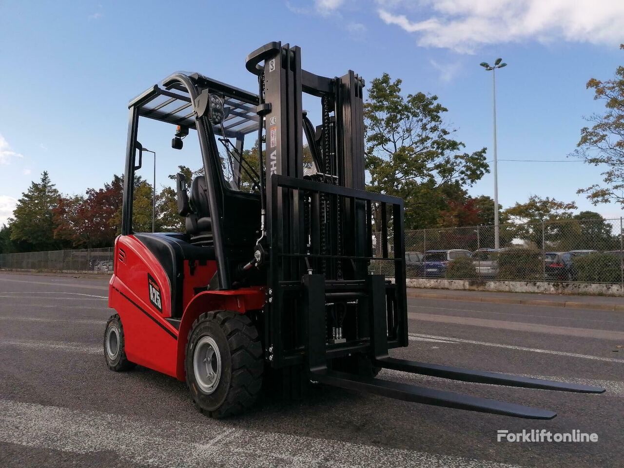 Hangcha A4W25 electric forklift
