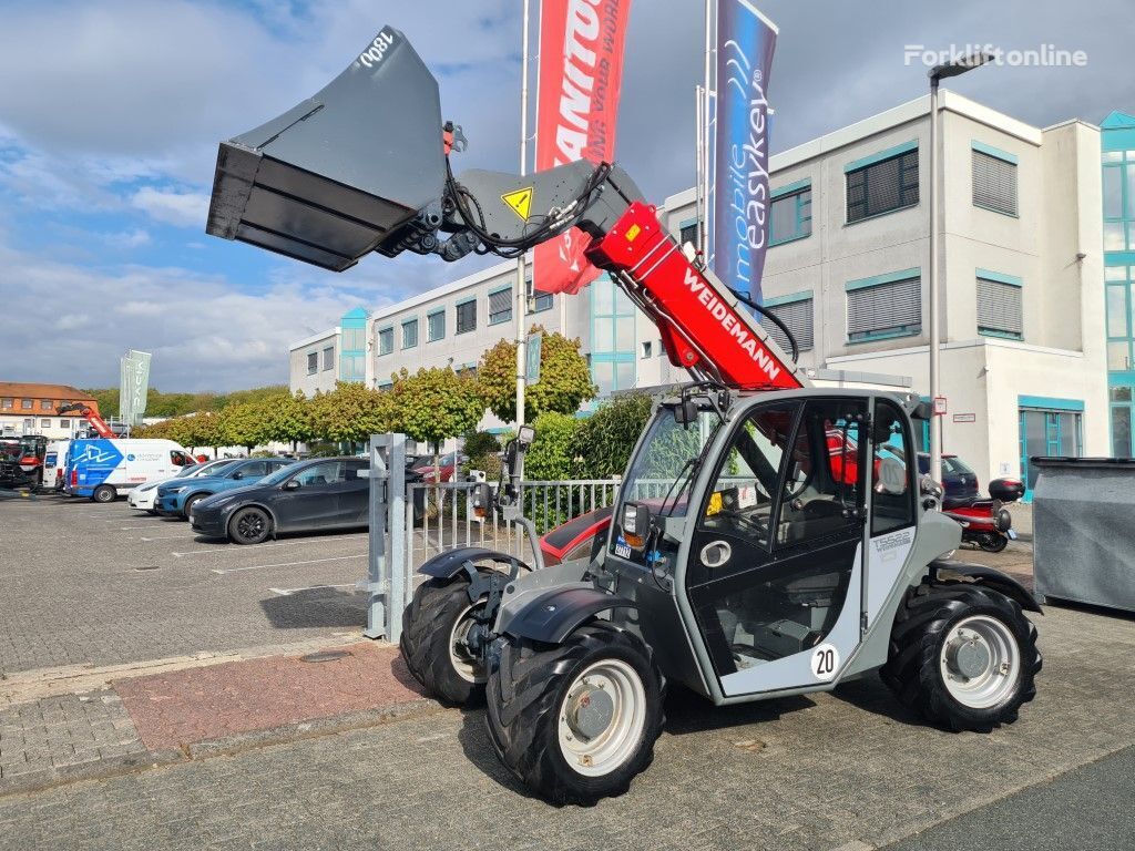 Weidemann T 5522 telehandler